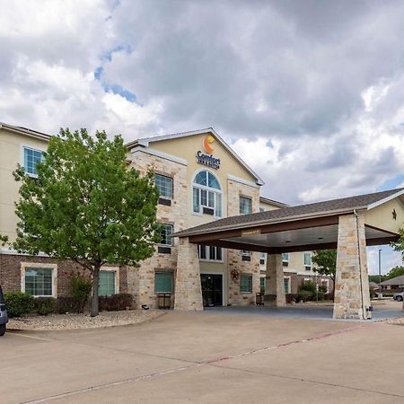 Comfort Inn & Suites Gatesville Near Fort Cavazos Екстериор снимка