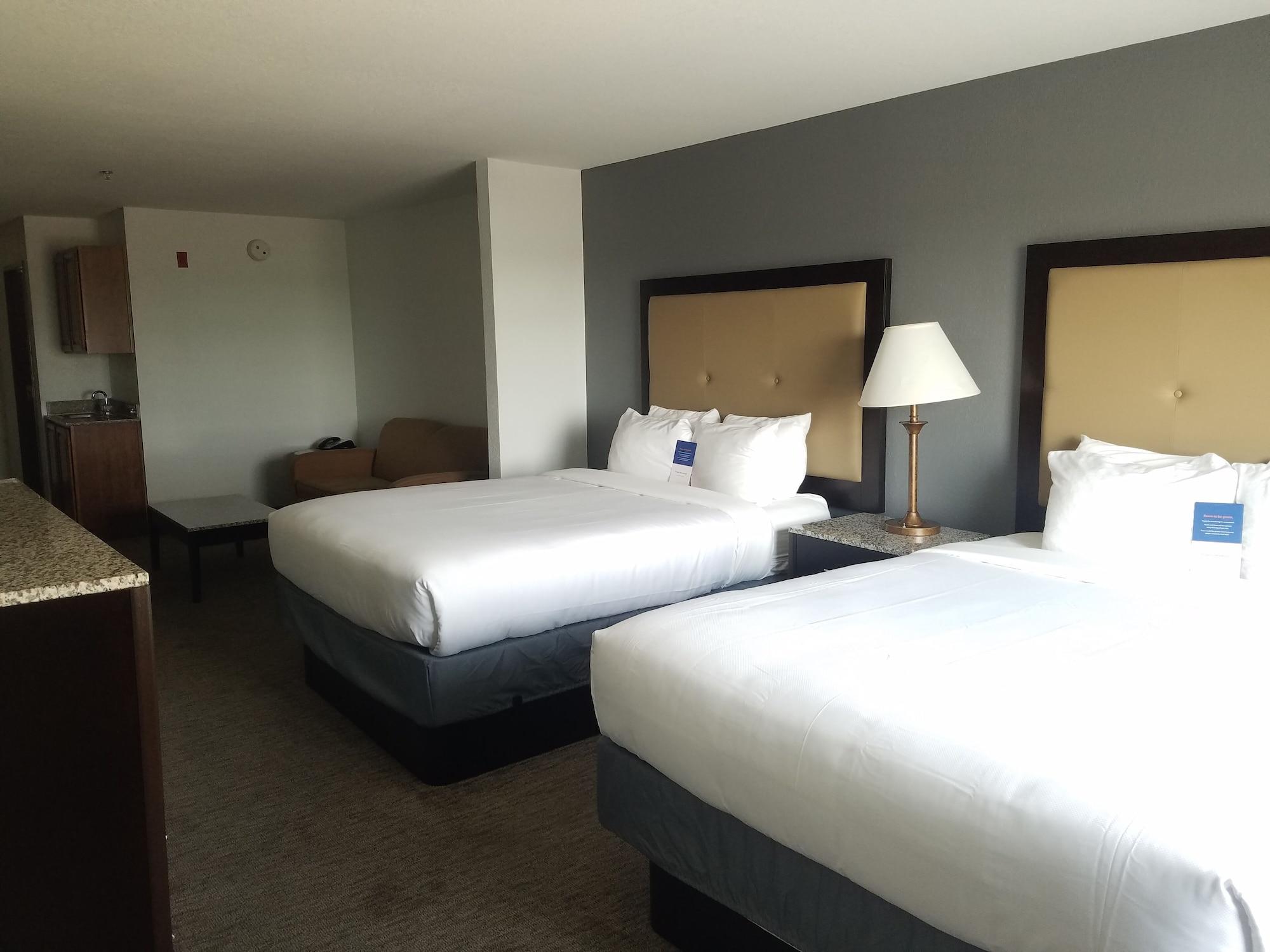 Comfort Inn & Suites Gatesville Near Fort Cavazos Екстериор снимка