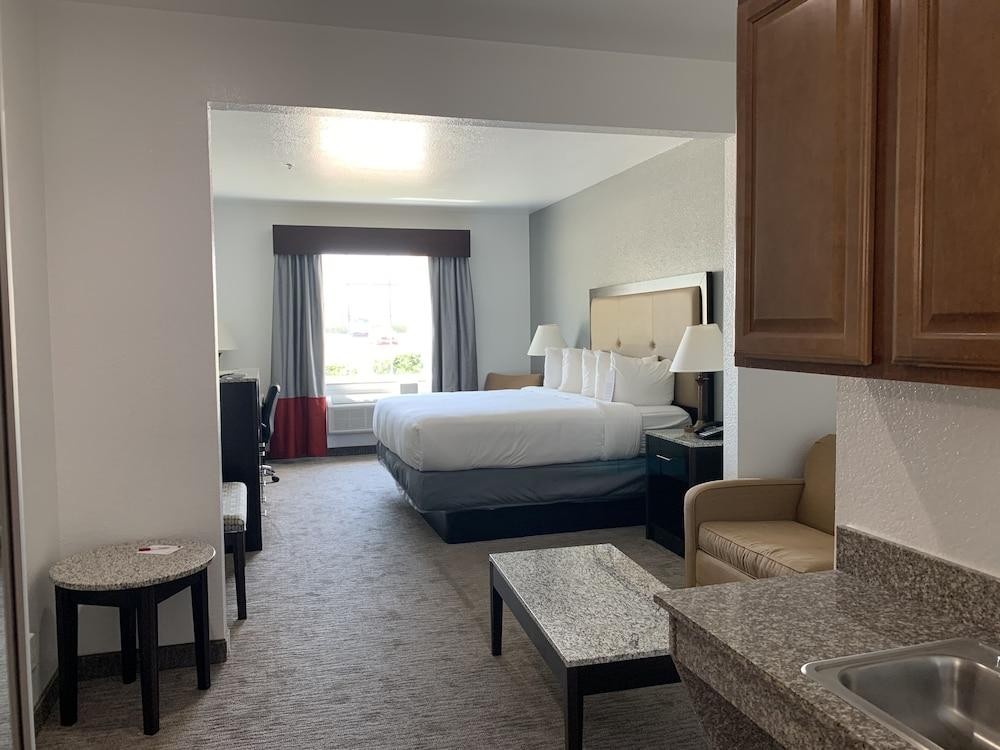 Comfort Inn & Suites Gatesville Near Fort Cavazos Екстериор снимка