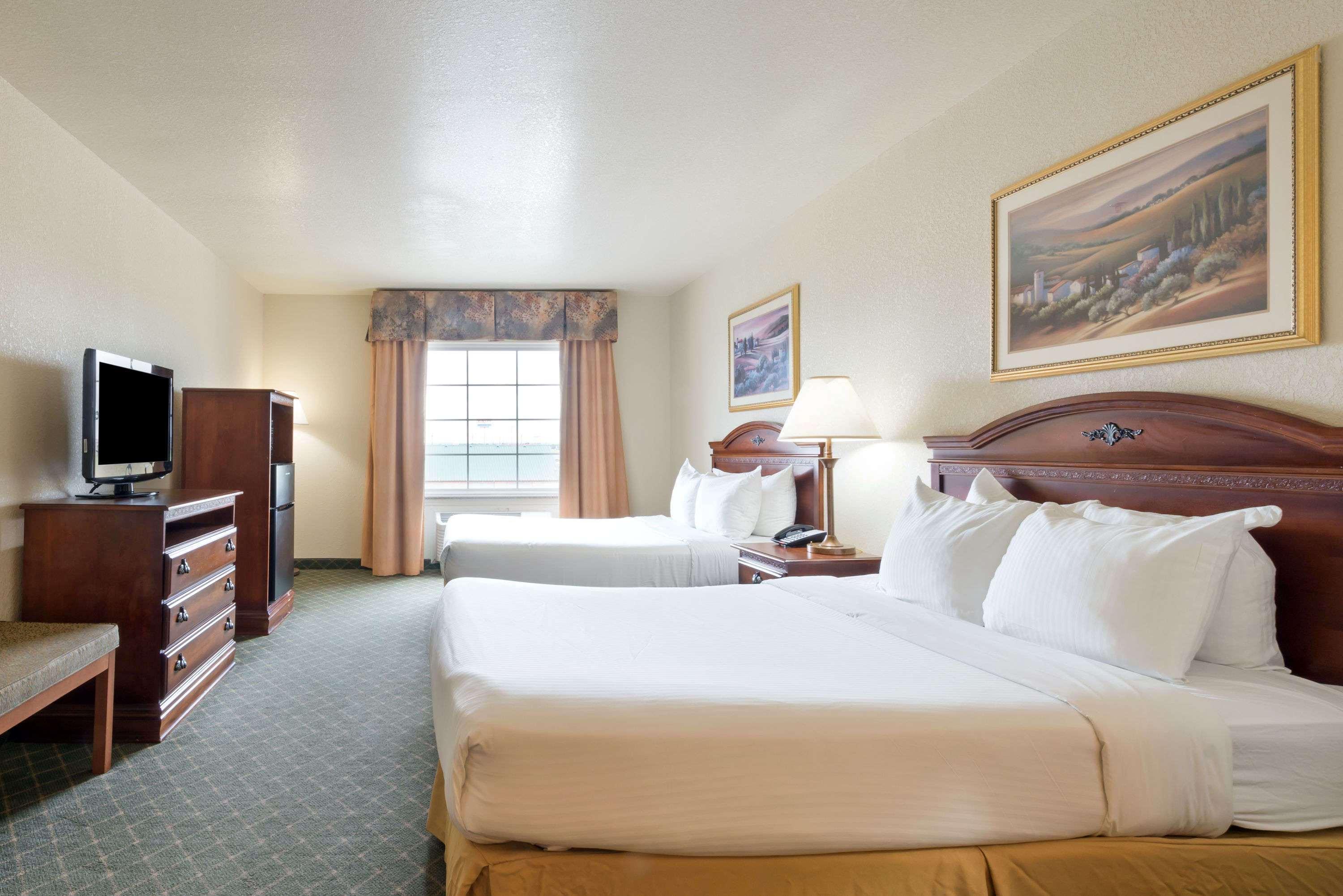 Comfort Inn & Suites Gatesville Near Fort Cavazos Екстериор снимка