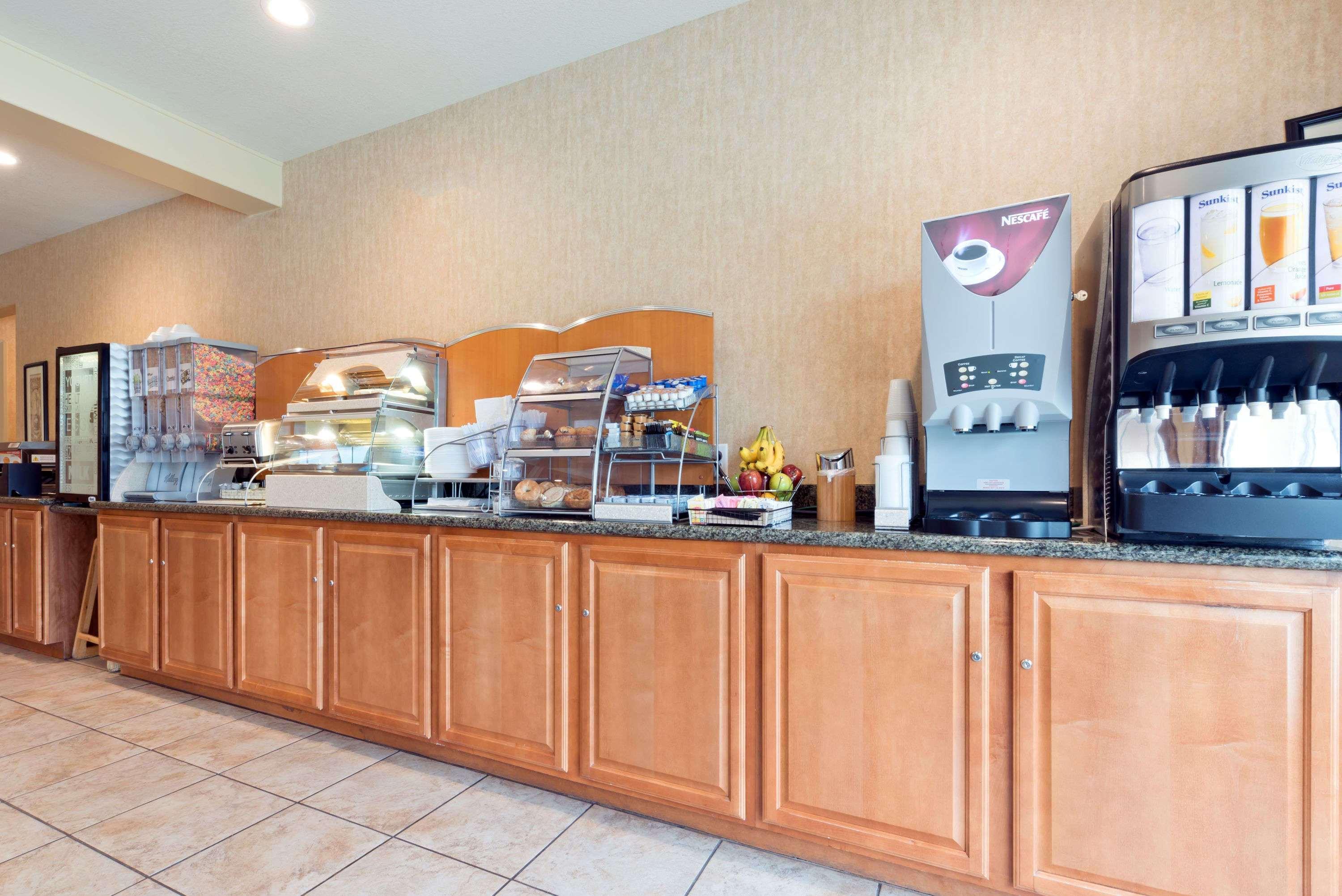 Comfort Inn & Suites Gatesville Near Fort Cavazos Екстериор снимка