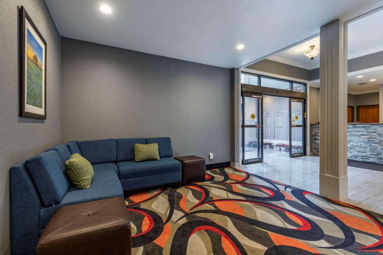 Comfort Inn & Suites Gatesville Near Fort Cavazos Екстериор снимка