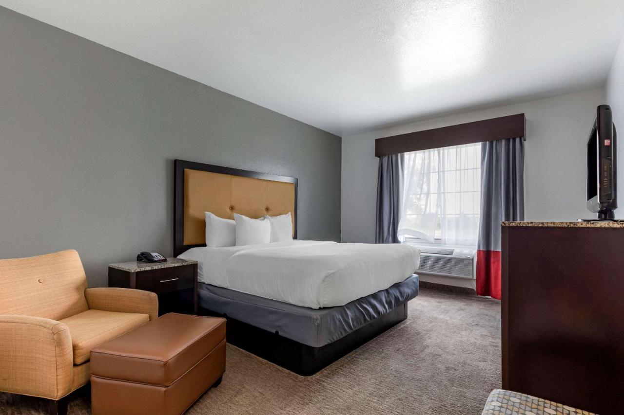 Comfort Inn & Suites Gatesville Near Fort Cavazos Екстериор снимка
