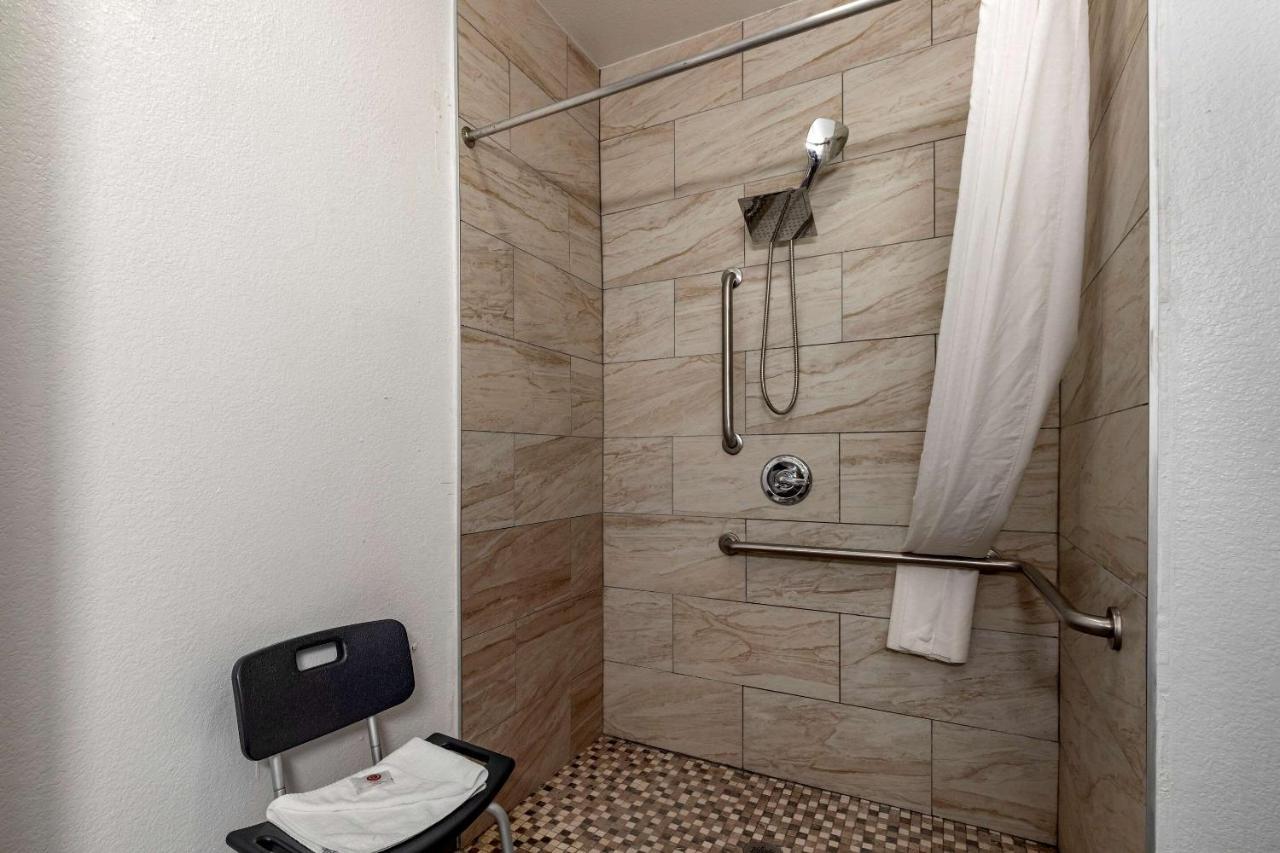 Comfort Inn & Suites Gatesville Near Fort Cavazos Екстериор снимка